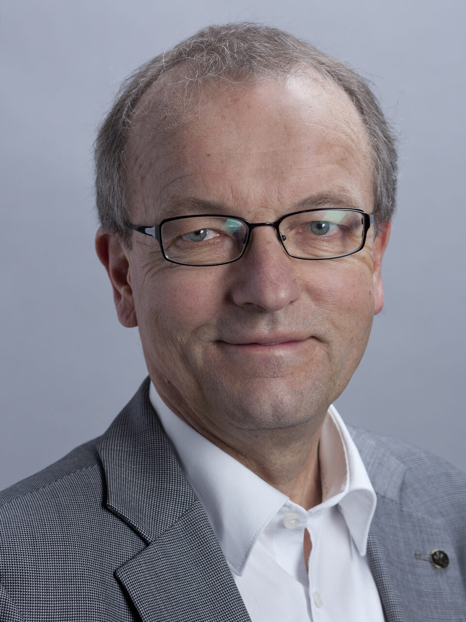 Portrait of Hans-Jürg Fehr